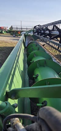 Image of John Deere 630F equipment image 4