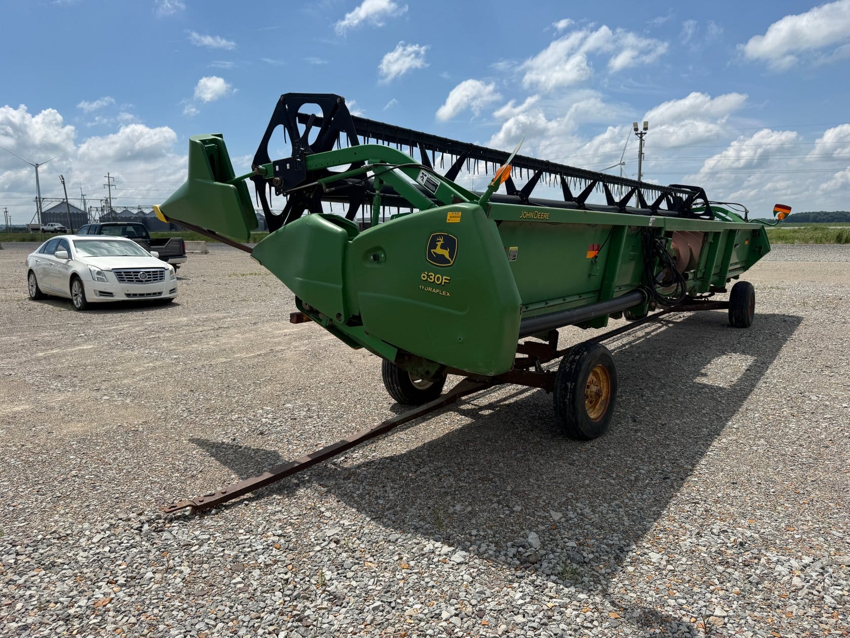 John Deere 630F Equipment Image0