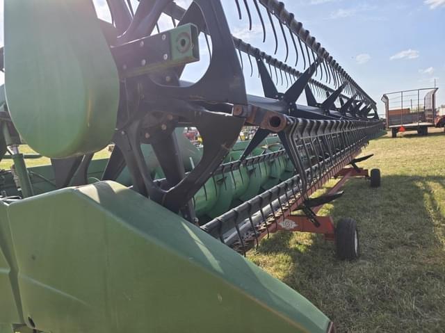 Image of John Deere 630F equipment image 3