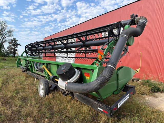 Image of John Deere 630F equipment image 2