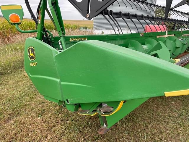 Image of John Deere 630F equipment image 4