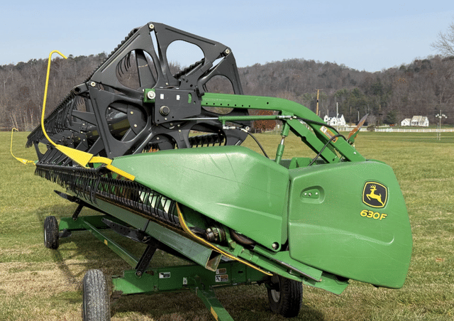Image of John Deere 630F equipment image 1