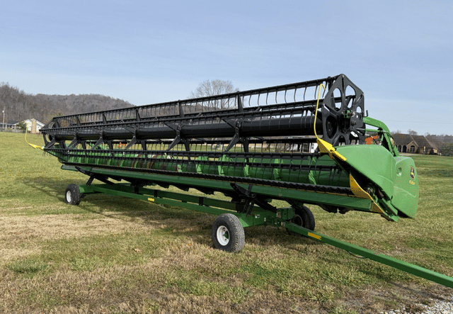 Image of John Deere 630F equipment image 4