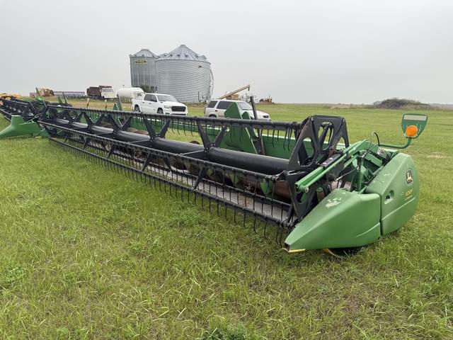 Image of John Deere 630F equipment image 3