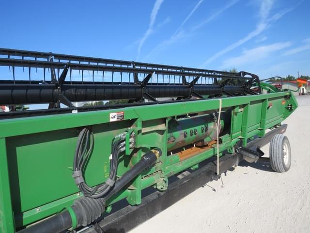 Image of John Deere 630F equipment image 4