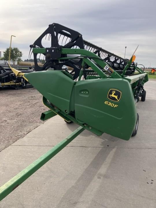 Image of John Deere 630F equipment image 3