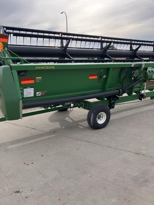 Image of John Deere 630F equipment image 2