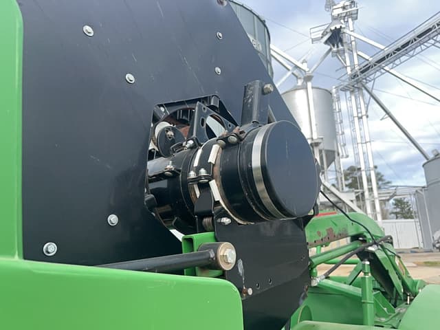 Image of John Deere 630F equipment image 1