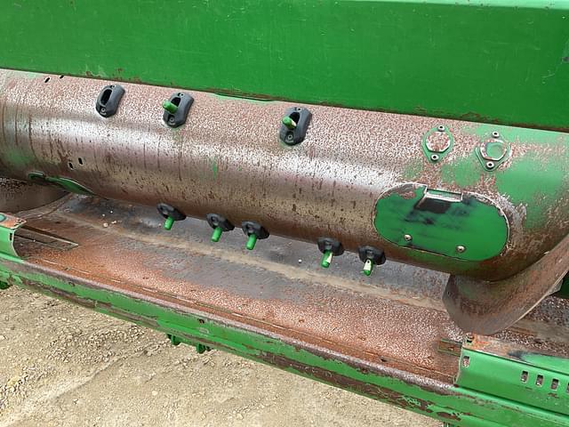 Image of John Deere 630F equipment image 4