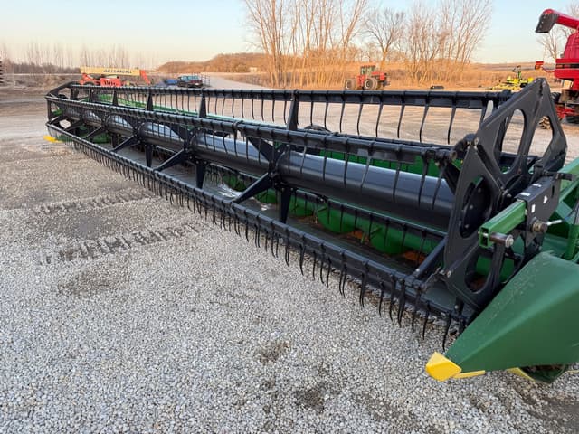 Image of John Deere 630F equipment image 1