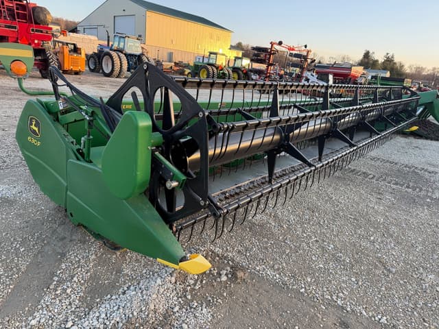Image of John Deere 630F equipment image 3