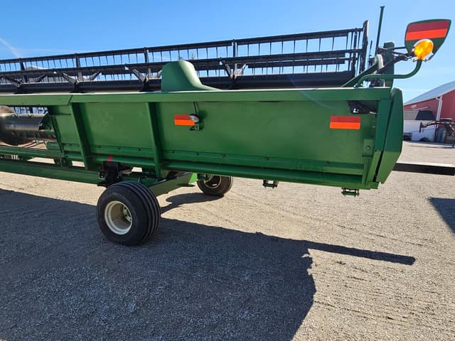 Image of John Deere 630F equipment image 3