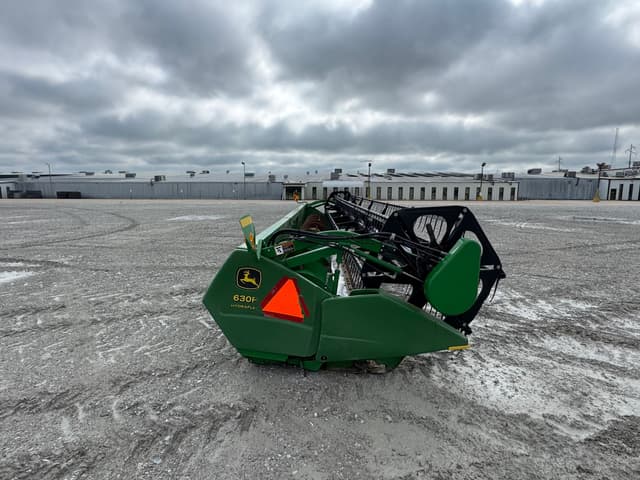 Image of John Deere 630F equipment image 4