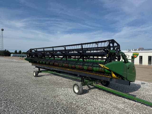 Image of John Deere 630F equipment image 4
