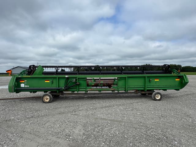 Image of John Deere 630F equipment image 3