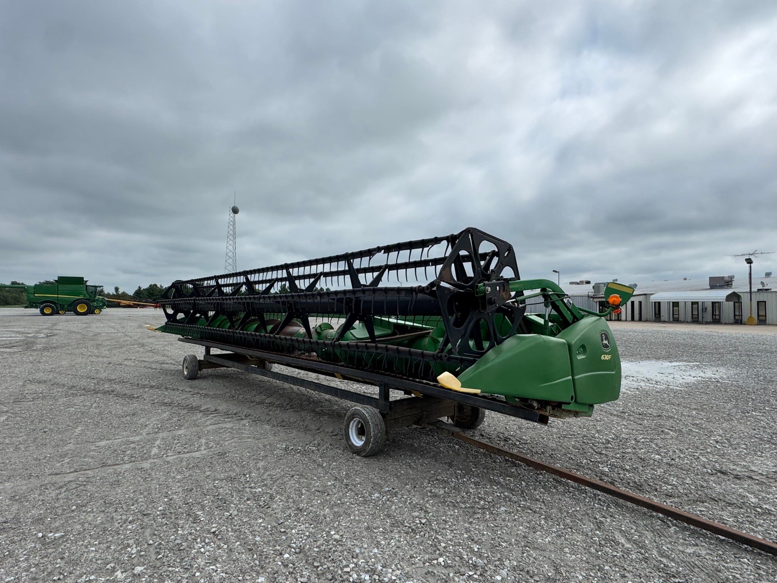 2010 John Deere 630F Equipment Image0