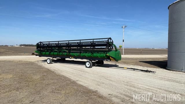 Image of John Deere 630F equipment image 1