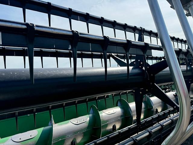 Image of John Deere 630F equipment image 4