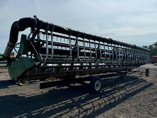 Image of John Deere 630F equipment image 2