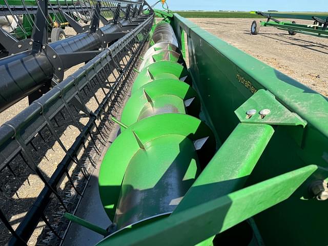 Image of John Deere 630F equipment image 2