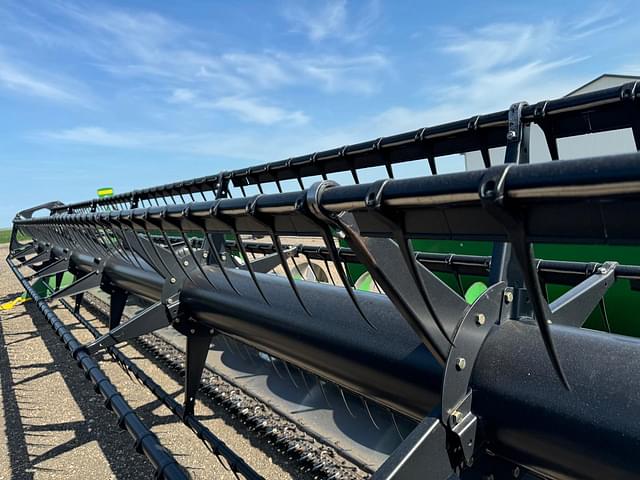 Image of John Deere 630F equipment image 4