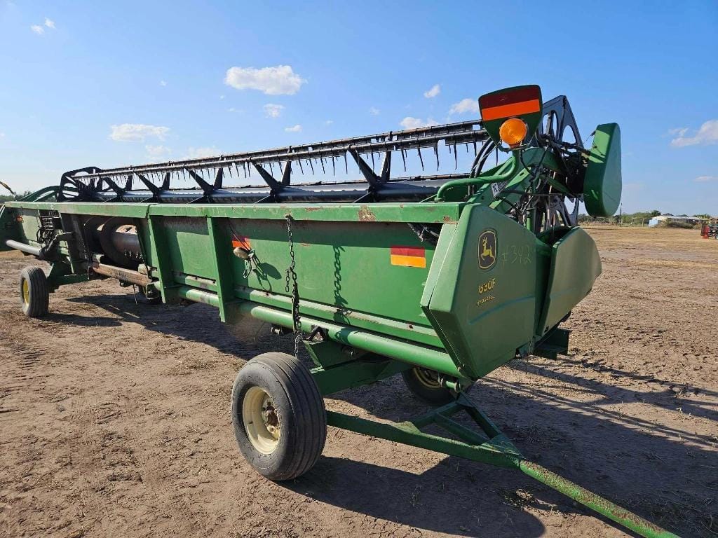 John Deere 630F Equipment Image0