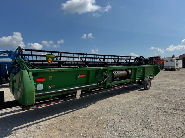 Image of John Deere 630F equipment image 2