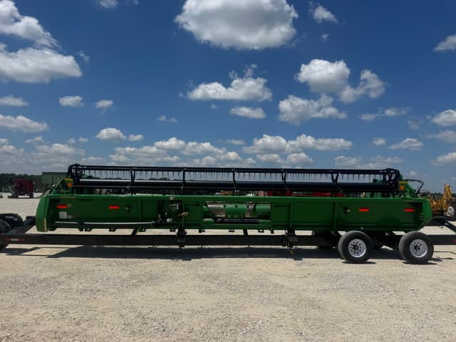 Image of John Deere 630F equipment image 4