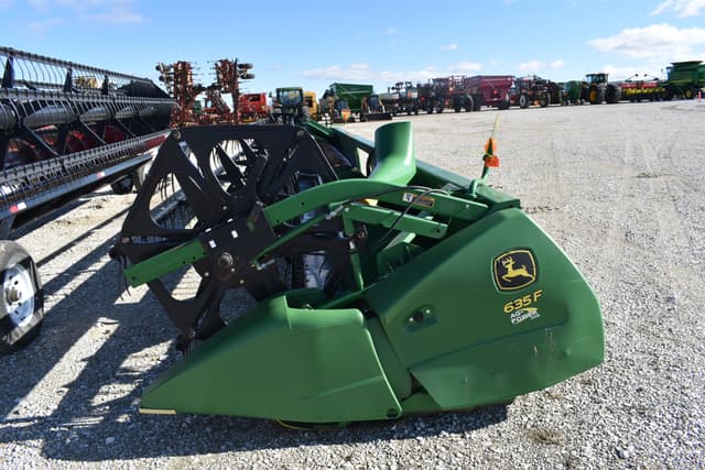 Image of John Deere 630F equipment image 1