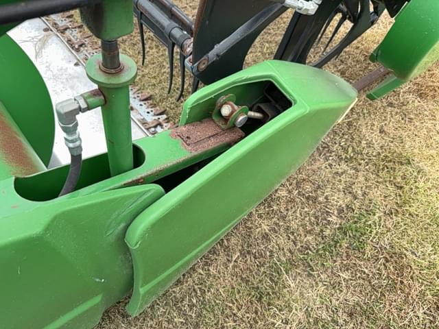 Image of John Deere 630F equipment image 4