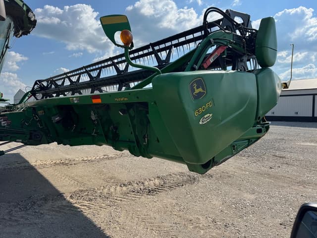 Image of John Deere 630FD equipment image 1