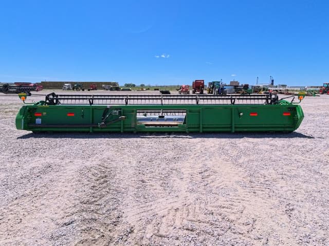 Image of John Deere 630R equipment image 3