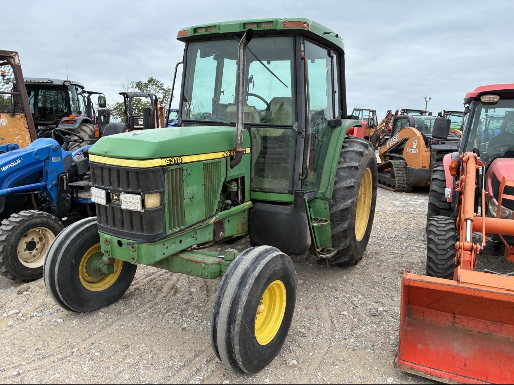 John Deere 6310 Equipment Image0