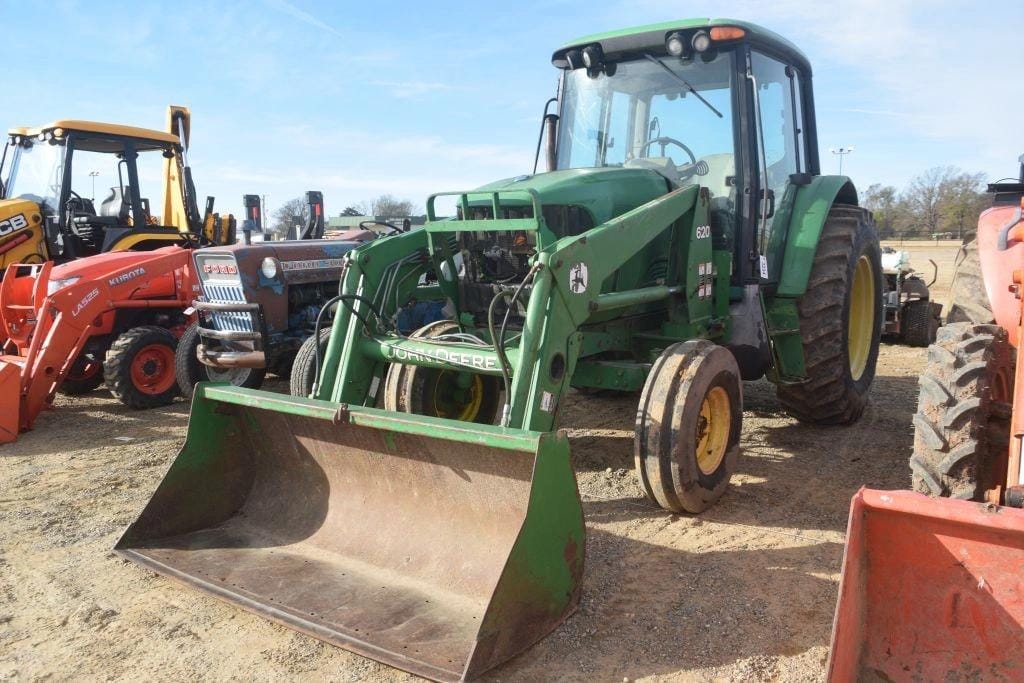 John Deere 6320 Equipment Image0