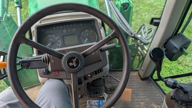 Image of John Deere 6320 equipment image 3