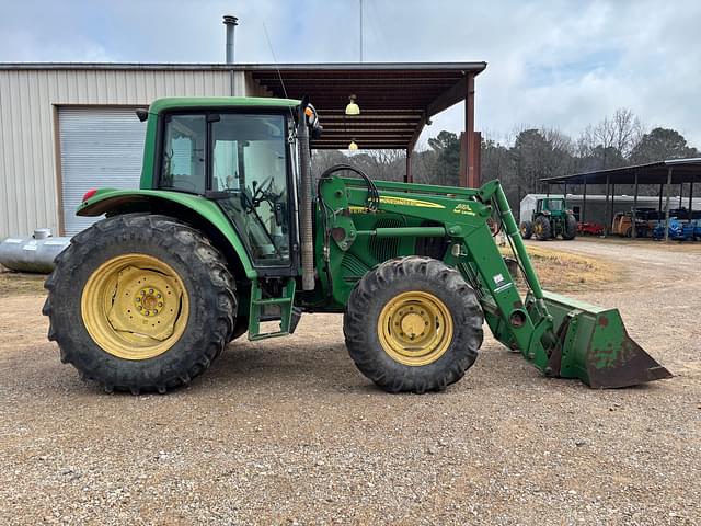 Image of John Deere 6320 equipment image 3