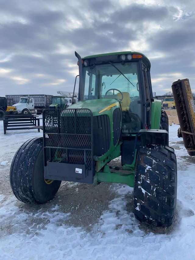 Image of John Deere 6320 equipment image 2