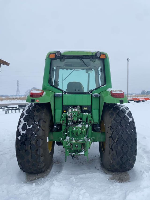 Image of John Deere 6320 equipment image 4