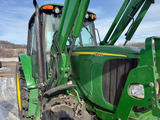 Image of John Deere 6320 equipment image 1