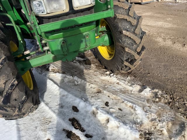 Image of John Deere 6320 equipment image 3