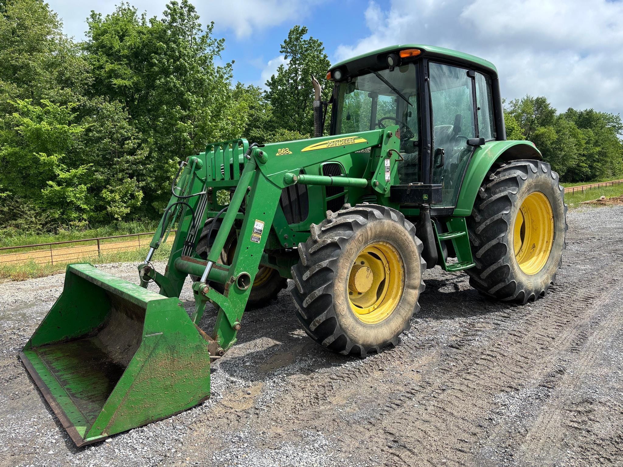 John Deere 6330 Equipment Image0