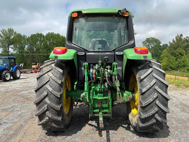 Image of John Deere 6330 equipment image 4