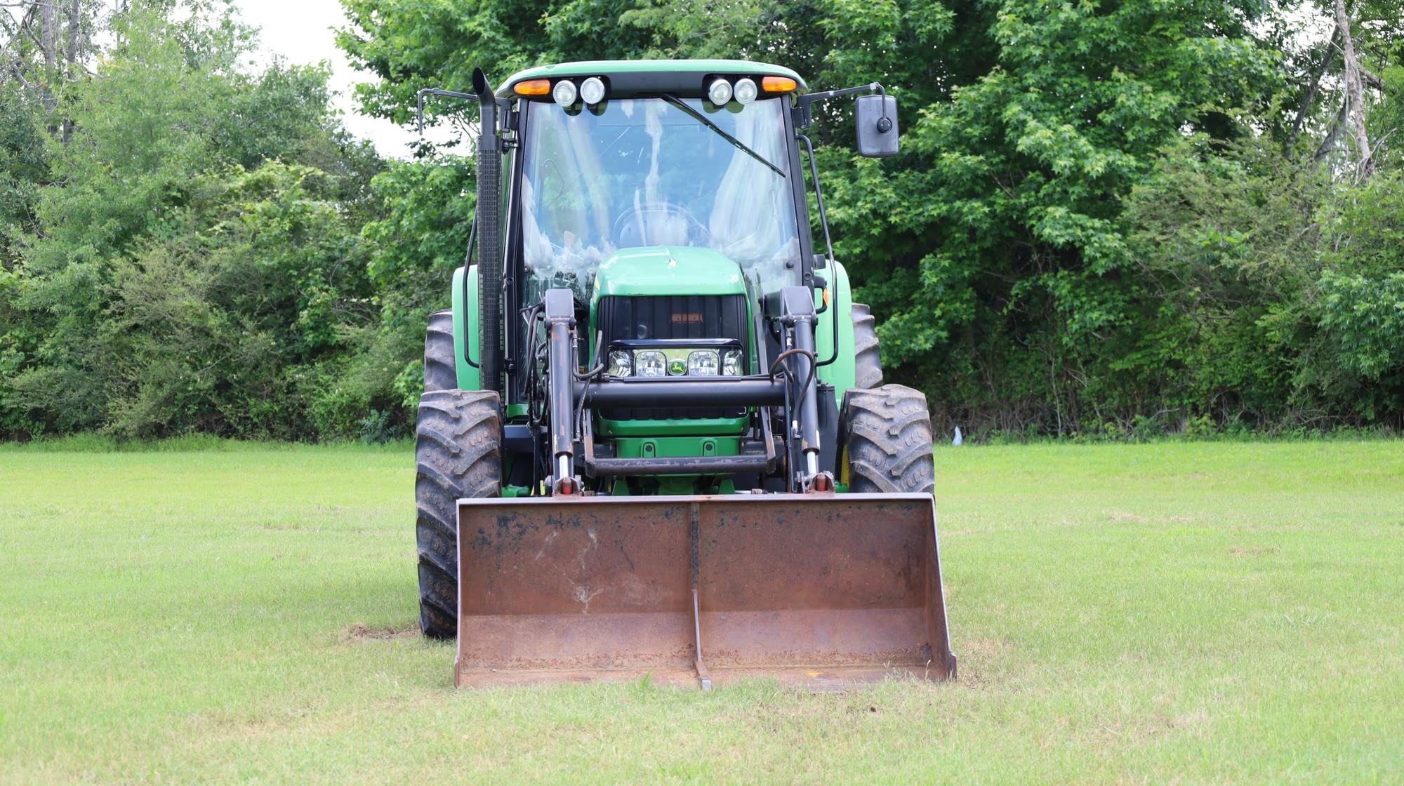 John Deere 6330 Equipment Image0