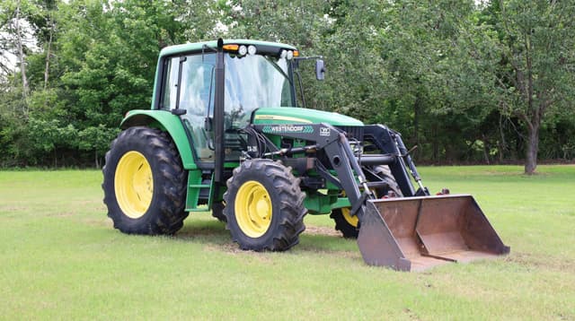 Image of John Deere 6330 equipment image 1
