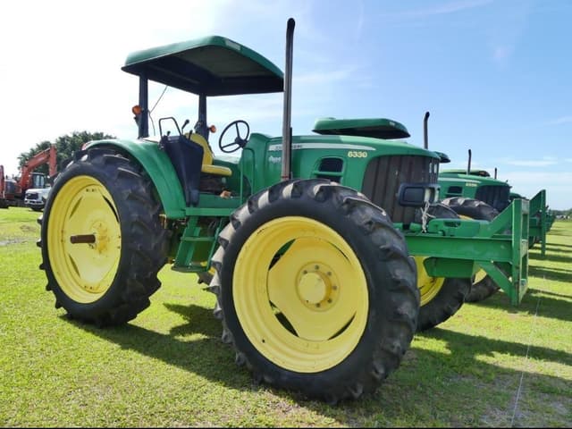Image of John Deere 6330 equipment image 1