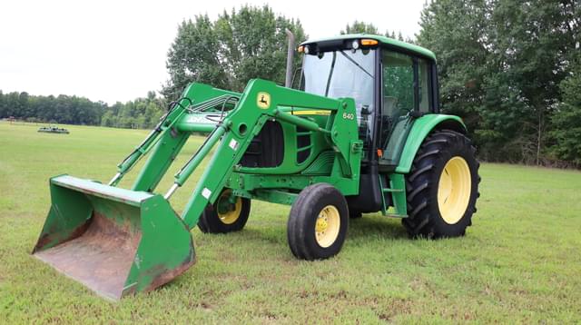 Image of John Deere 6330 equipment image 2