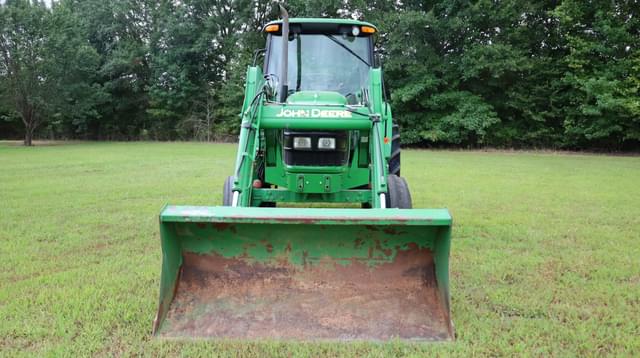 Image of John Deere 6330 equipment image 1