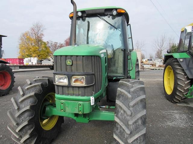 Image of John Deere 6330 equipment image 2