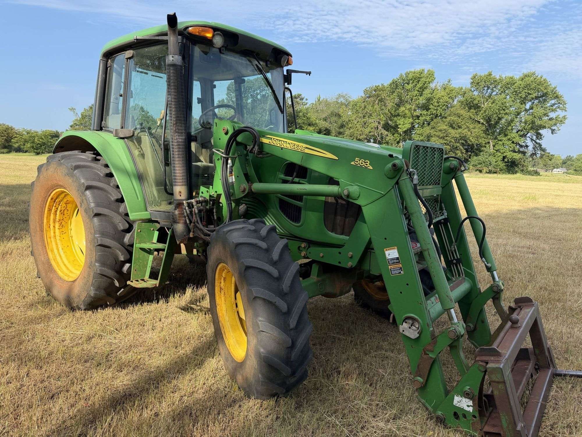 John Deere 6330 Equipment Image0