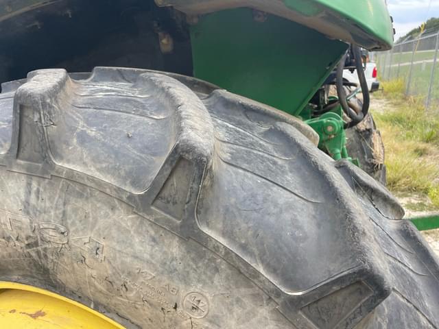 Image of John Deere 6330 equipment image 4